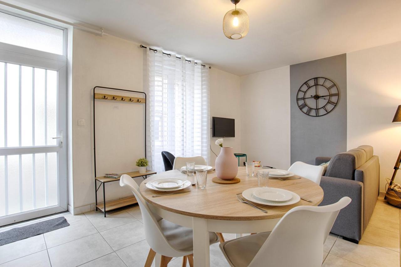 Le Grand Appart' Proche Commerces Flers  Esterno foto